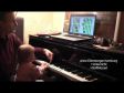 2-jähriges Mädchen lernt Klavier mit SoftMozart!